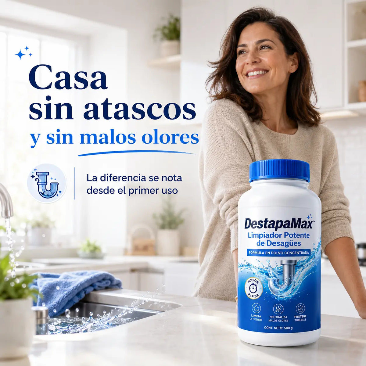 Aplicación de DestapaMax en polvo directamente en el desagüe de la cocina
